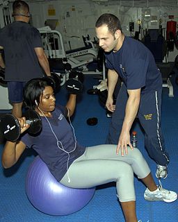 Weighted_sit-ups_on_an_exercise_ball